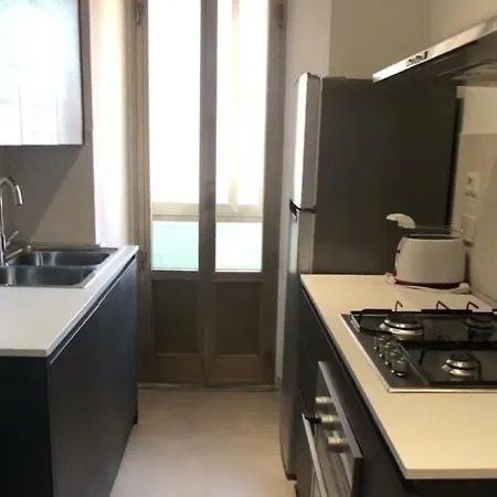 Pietro By Apmhouses Com * Řím