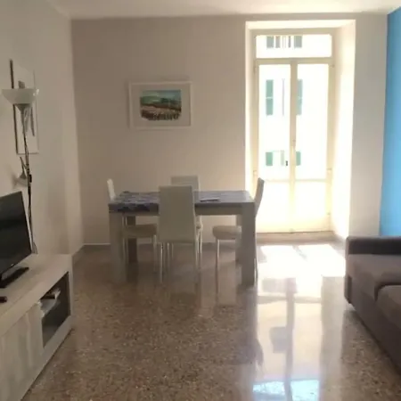 Pietro By Apmhouses Com Apartmán
